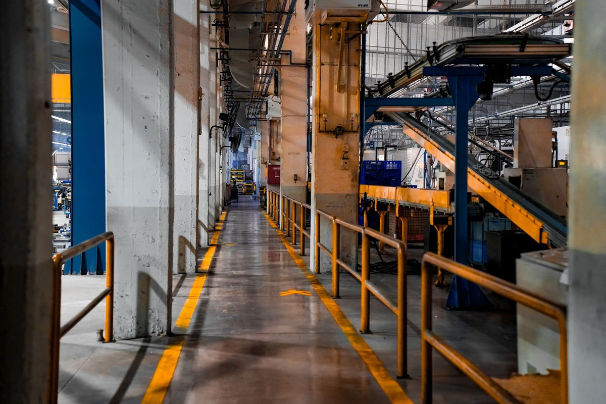 Les industriels français veulent investir davantage en 2027, malgré des commandes moroses